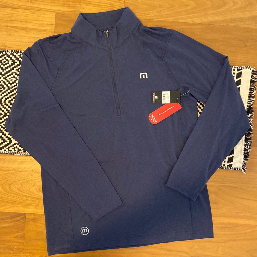 Navy Travis Mathew’s YANK half-zip Golf Pullover, size Medium